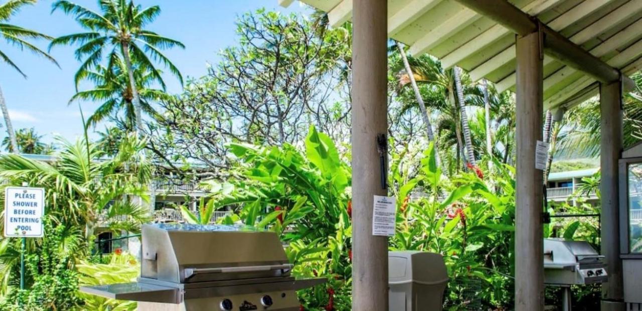 Molokai Island Retreat With Beautiful Ocean Views And Pool - Newly Remodeled! Lägenhet Ualapue Exteriör bild