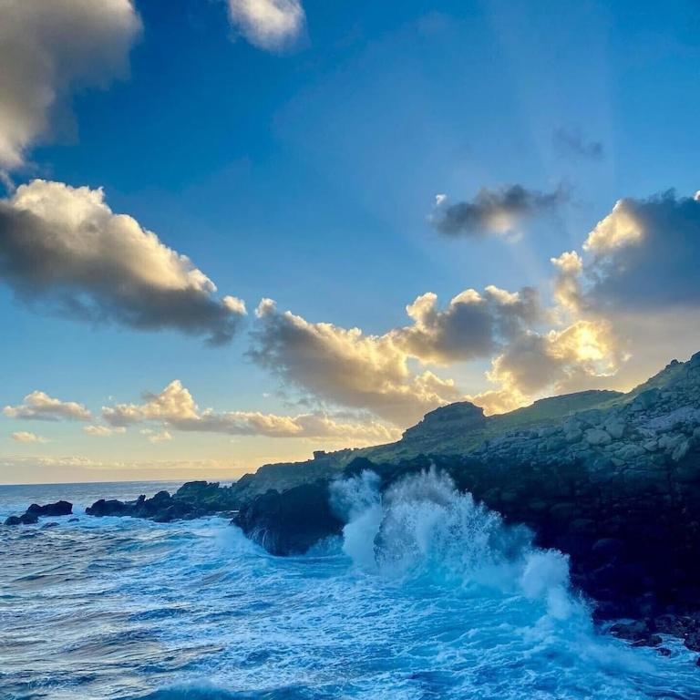 Molokai Island Retreat With Beautiful Ocean Views And Pool - Newly Remodeled! Lägenhet Ualapue Exteriör bild
